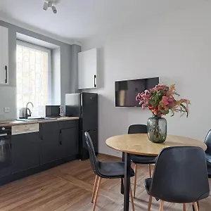 https://modern-and-cozy-city-center-dobra27.warsawhotelspoland.com